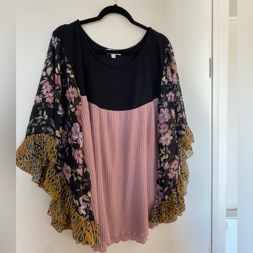 Umgee Plus Black Wine Color Mixed Print Sheer Sleeve Waffle Knit Tunic Top 2X